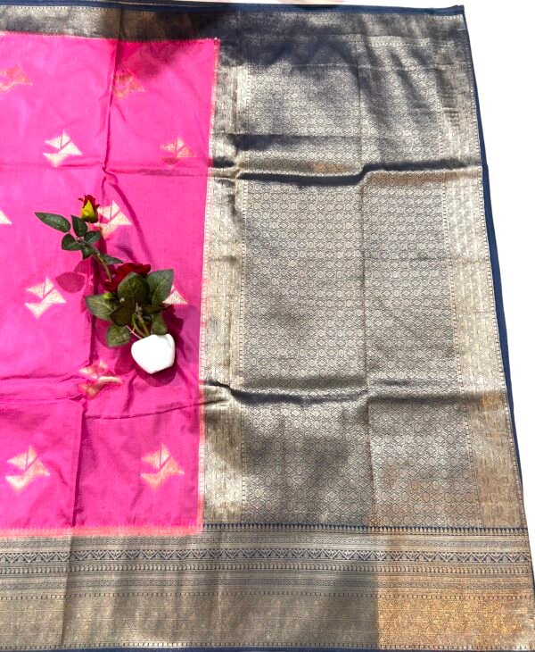 Rani contras fancy georgette buta saree