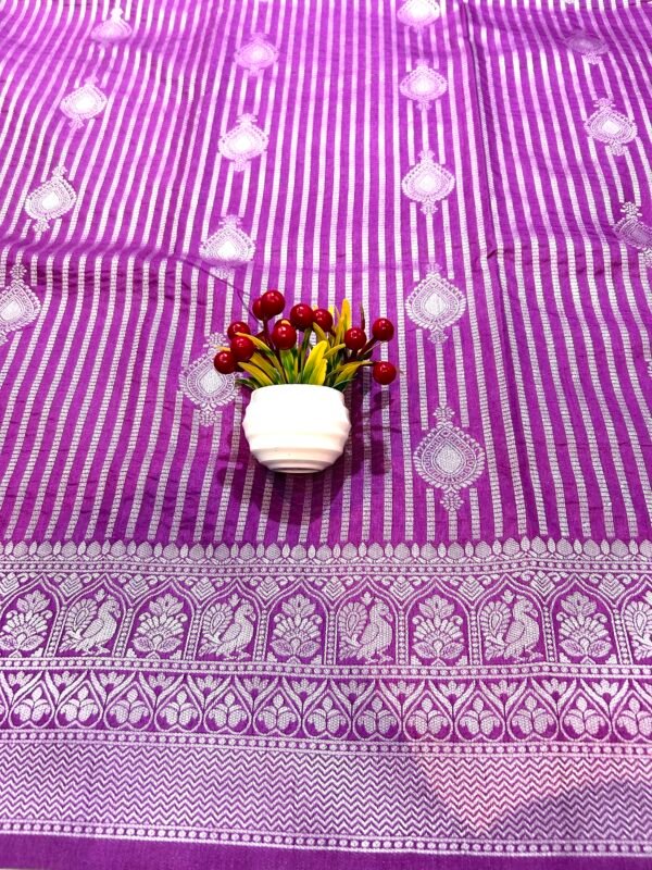 Magenta colour silk georgette silver zari stripes buta saree - Image 2