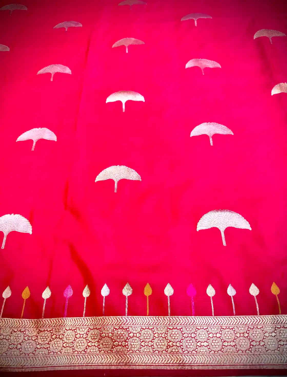 Bright Red Katan Silk Saree with Minimal Leaf Motifs - Image 3