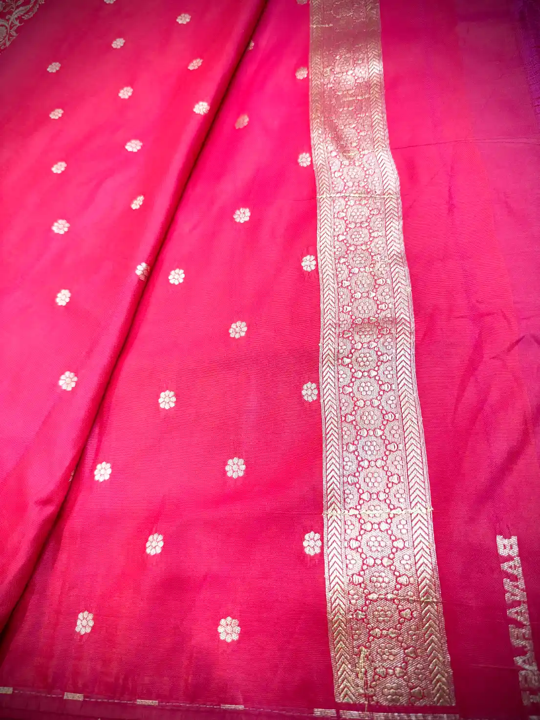 Bright Red Katan Silk Saree with Minimal Leaf Motifs - Image 5