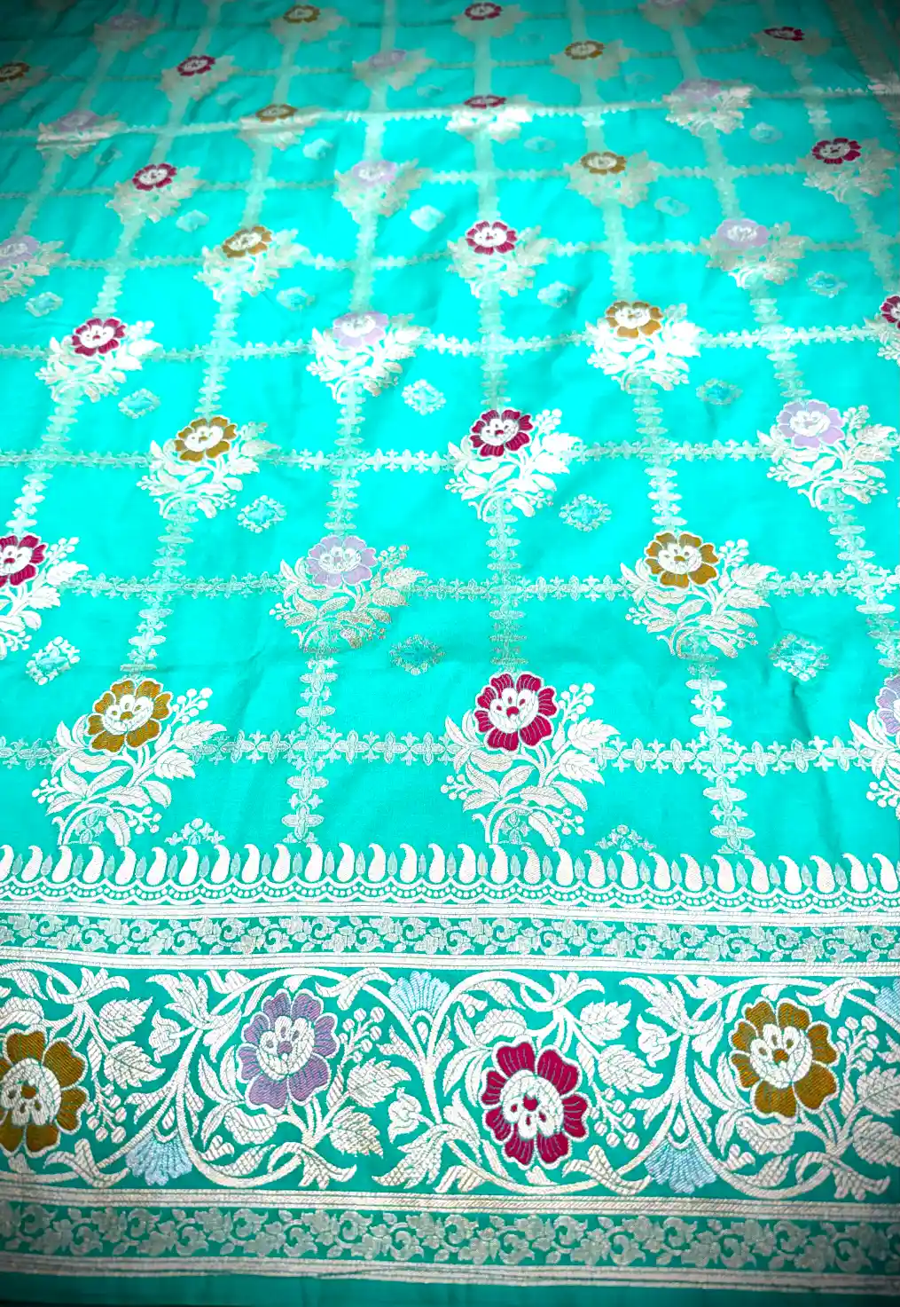 Turquoise Green Katan Silk Saree with Floral Lattice Weaving - Image 3